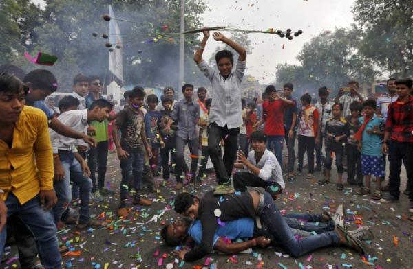 Страна контрастов и экстравагантных праздников: как выглядит жизнь в Индии (ФОТО)