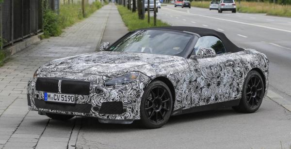 BMW тестирует гибридную версию модели Z5 (ФОТО)