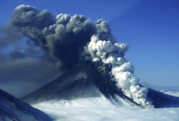 Скоро взорвется один из самых активных вулканов Аляски