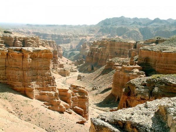 Жемчужина природы: великий каньон в Центральной Азии (ФОТО)