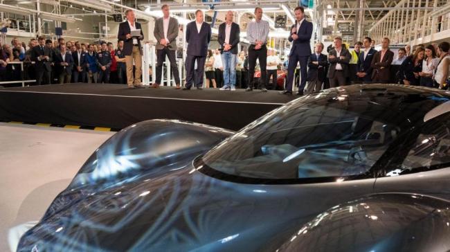 Aston Martin представил новый гиперкар AM-RB 001 (ФОТО)
