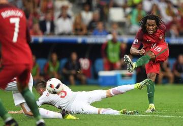 18-летний хавбек сборной Португалии побьет уникальный рекорд Роналду. ЕВРО-2016
