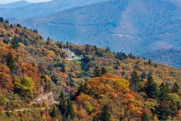 Blue Ridge Parkway: самая красивая дорога Америки (ФОТО)