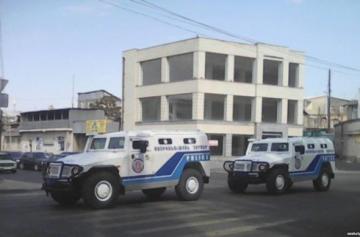 В Армении пытаются освободить взятых в заложники полицейских
