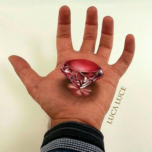 Невероятные 3D-татуировки на ладонях, которые взорвут ваш мозг (ФОТО)