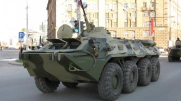 В Крыму Ford Focus столкнулся с БТР, есть жертвы (ФОТО)