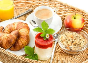 Ученые назвали лучшее время для завтрака