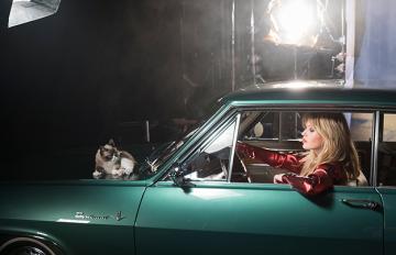 Дочь солиста The Rolling Stones станет лицом нового календаря компании Opel