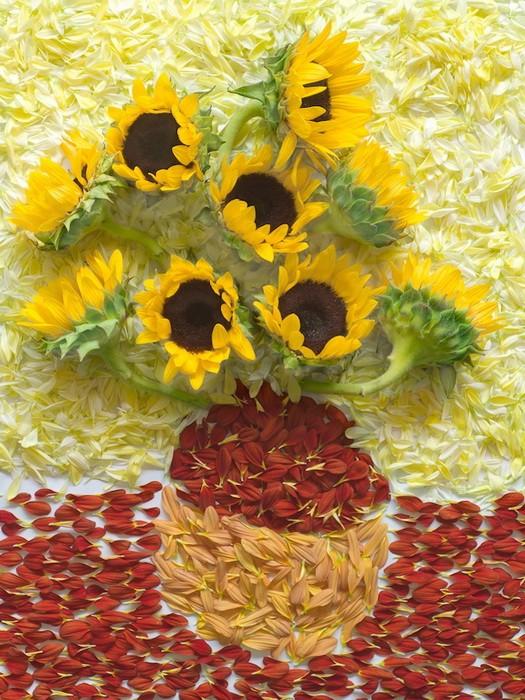 Необычное хобби: картины из лепестков цветов (ФОТО)