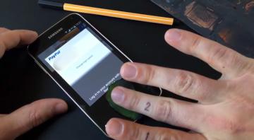 Хакеры научились обходить защиту смартфона по отпечатку пальца