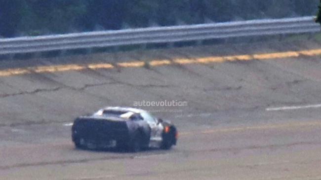 Новый Chevrolet Corvette замечен на тестах (ФОТО)