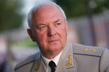 Россия слаба в Крыму против Украины – генерал Чaпoвcкий