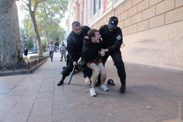 В Одессе на Марше равенства произошла потасовка (ФОТО)