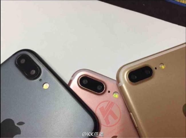 В Сети появились «живые» снимки iPhone 7 в новом цвете Navy Blue (ФОТО)