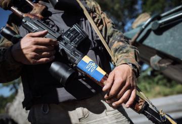 Террористы обстреляли Станицу Луганскую, ранен боец ВСУ