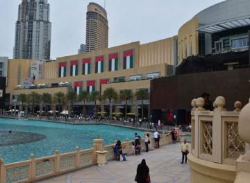 Дубай-Молл: один из крупнейших торговых центров планеты (ФОТО)