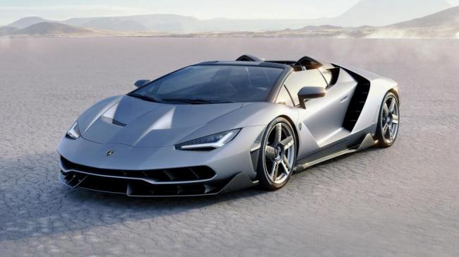 В Сети появились «живые» снимки Lamborghini Centenario Roadster (ФОТО)