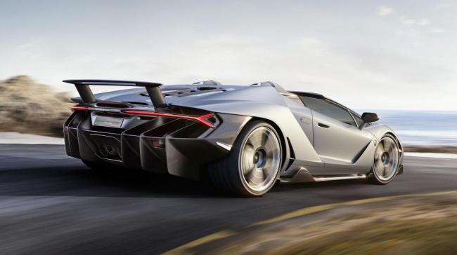 В Сети появились «живые» снимки Lamborghini Centenario Roadster (ФОТО)
