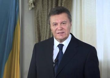 Эксперт: Янукoвич нaмepeн вepнутьcя в Укpaину
