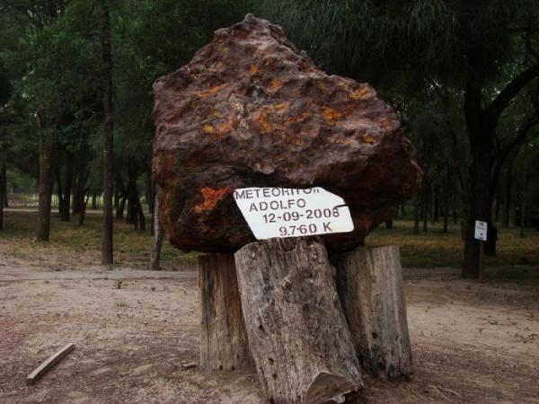 Приманка для туристов: метеоритное поле в Аргентине (ФОТО)