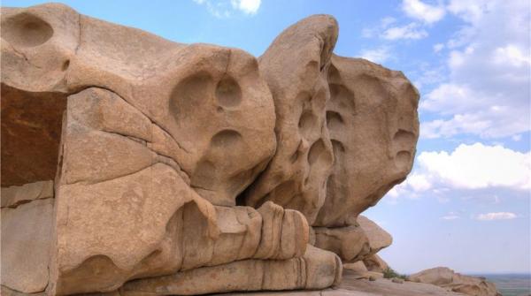 Неземная красота: урочище Бектау-Ата (ФОТО)