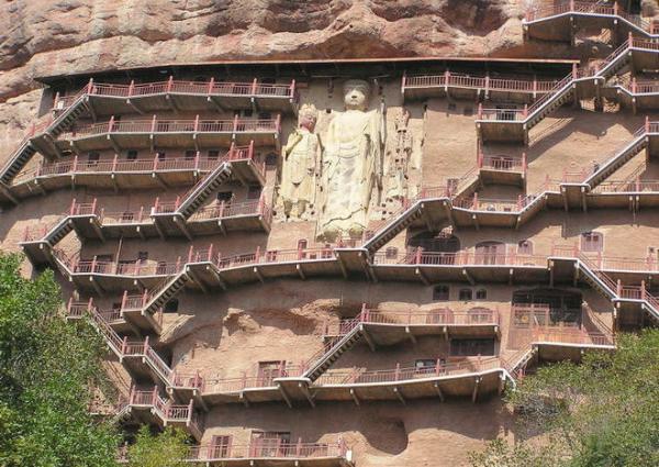 Монастырь-улей: пример уникальной архитектуры Китая (ФОТО)
