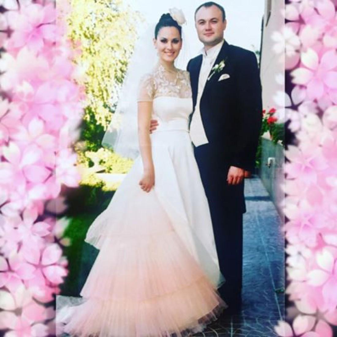 Маша Ефросинина поделилась снимком со своей свадьбы (ФОТО)