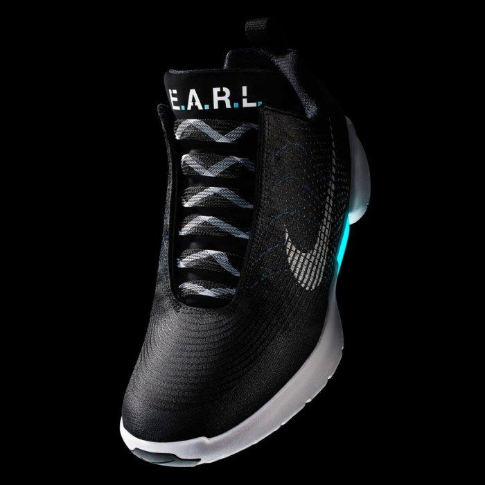 Nike готова к продажам кроссовок из фильма «Назад в будущее» (ФОТО+ВИДЕО)