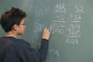 Способности к математике передаются детям от родителей, - ученые