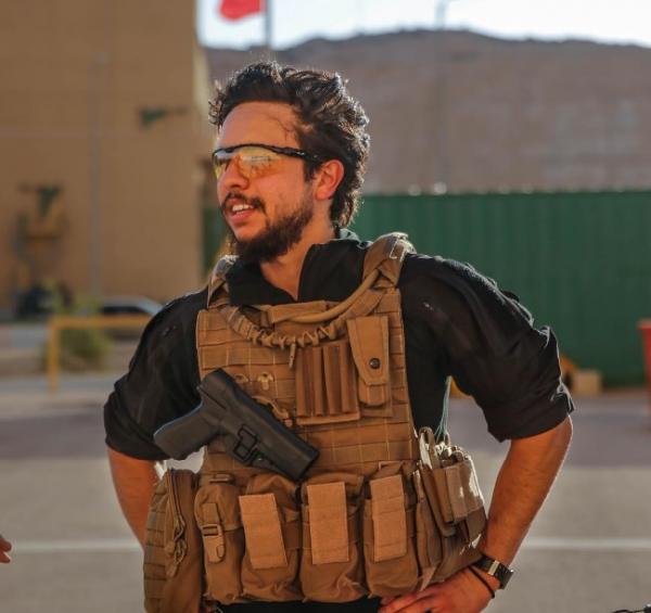 Обычные будни наследного принца Иордании (ФОТО)