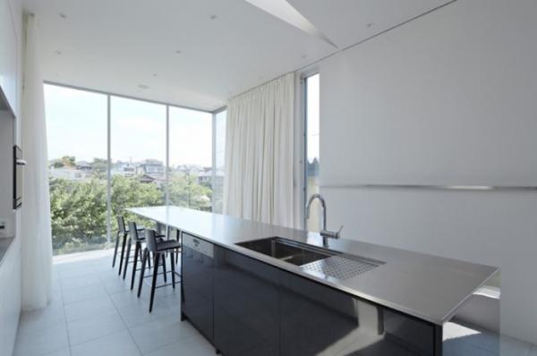 Секрет компактности от японцев: дом-сэндвич в столице страны Восходящего солнца (ФОТО)