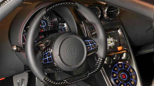 Koenigsegg представил уникальные версии Agera RSR (ФОТО)