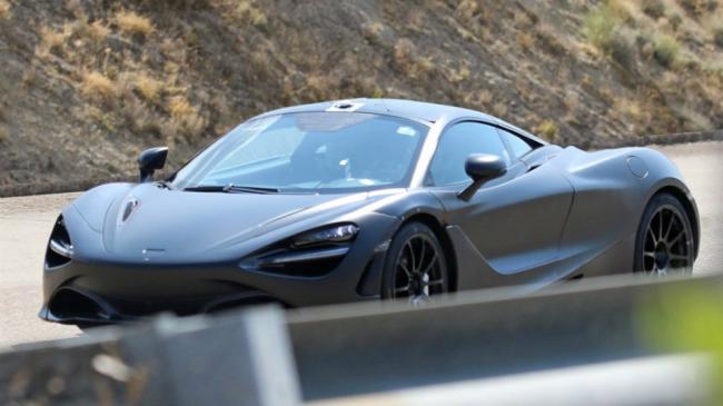 В Сети появились «живые» снимки преемника суперкара McLaren 650S (ФОТО)