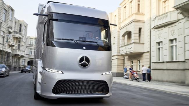 Mercedes-Benz представил электрический грузовик будущего (ФОТО)