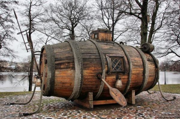 Экскурс в историю: первая в мире военная подводная лодка (ФОТО)