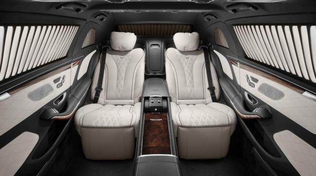 Mercedes представил роскошный лимузин Maybach S600 Pullman (ФОТО)