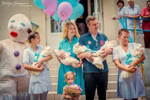 Пятерняшки из Одессы стали настоящими «звездочками» Интернета (ФОТО) 