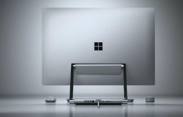 Microsoft официально представила нового «убийцу» iMac (ФОТО)