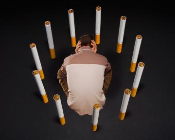 Ученые выяснили, когда человек не сможет бросить курить