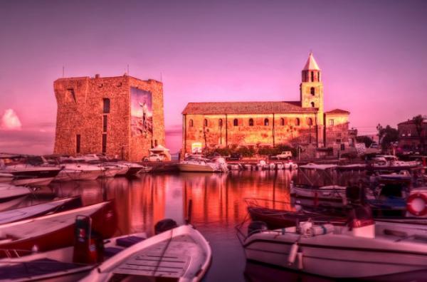 Необычный объект изучения ученых: итальянская деревня долгожителей (ФОТО)