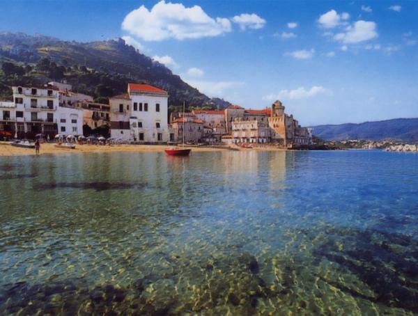 Необычный объект изучения ученых: итальянская деревня долгожителей (ФОТО)