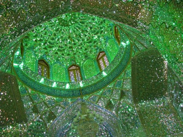 Мавзолей Шах-Черах - жемчужина архитектуры Ирана (ФОТО)