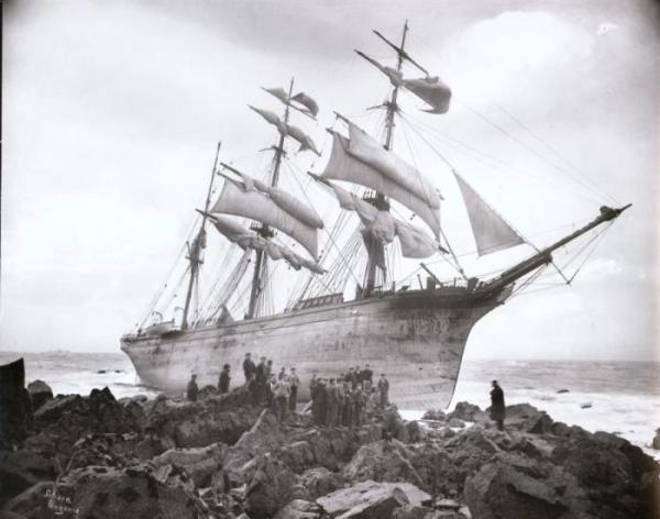 «Погибшие» корабли: необычная коллекция семьи Гибсонов (ФОТО)