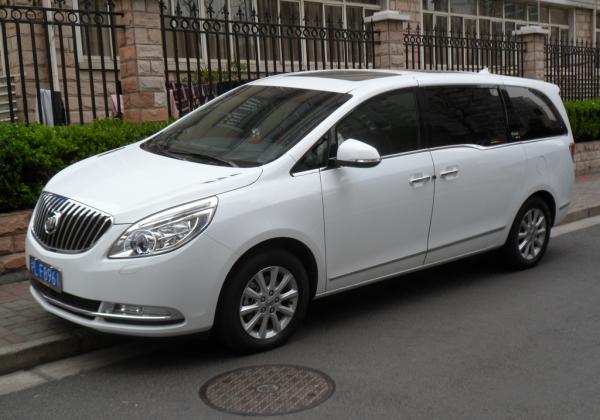 Buick представил снимки новой модификации GL8 (ФОТО)