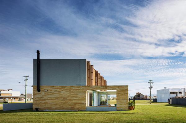 Легкая и открытая конструкция: модернистский дом в Бразилии (ФОТО)