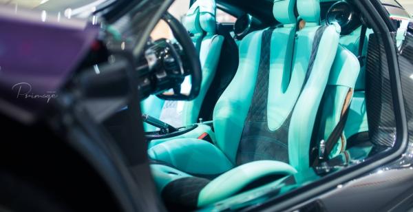 Компания Pagani презентовала специальную версию своего знаменитого авто (ФОТО)