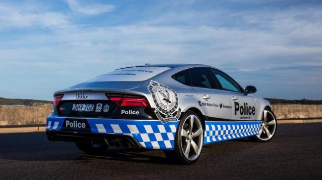 Австралийские полицейские получили на службу Audi S7 (ФОТО)
