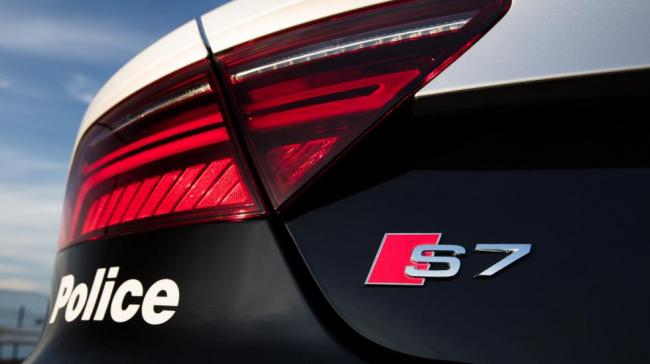 Австралийские полицейские получили на службу Audi S7 (ФОТО)