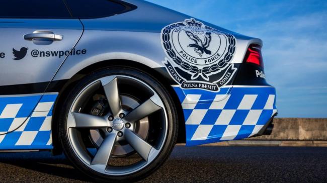 Австралийские полицейские получили на службу Audi S7 (ФОТО)