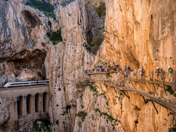 Лучшие фотографии, сделанные путешественниками в 2015, по версии National Geographic (ФОТО)
